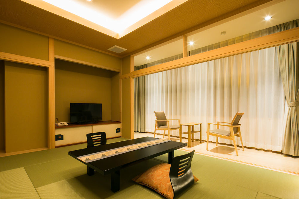 Hotel Shiroyama Югавара Экстерьер фото